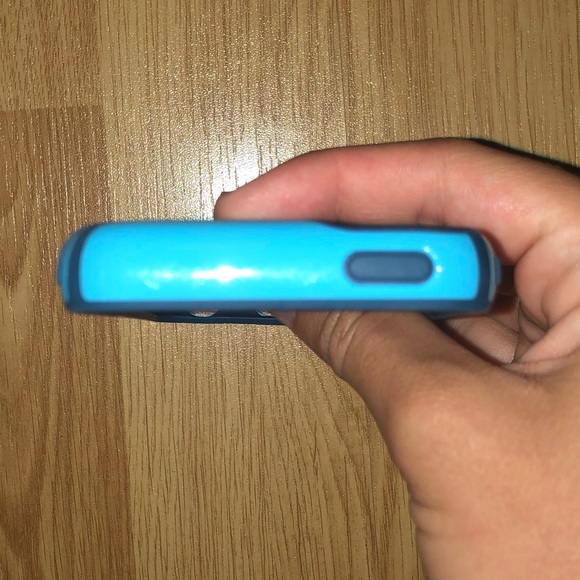 Light Blue/Navy iPhone 5C Speck Case - Picture 6 of 6